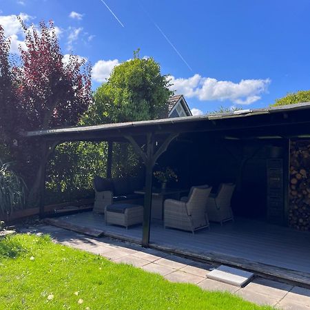 Cosy Vacation Home With Large Fenced Garden เบรานิซเซอ ภายนอก รูปภาพ
