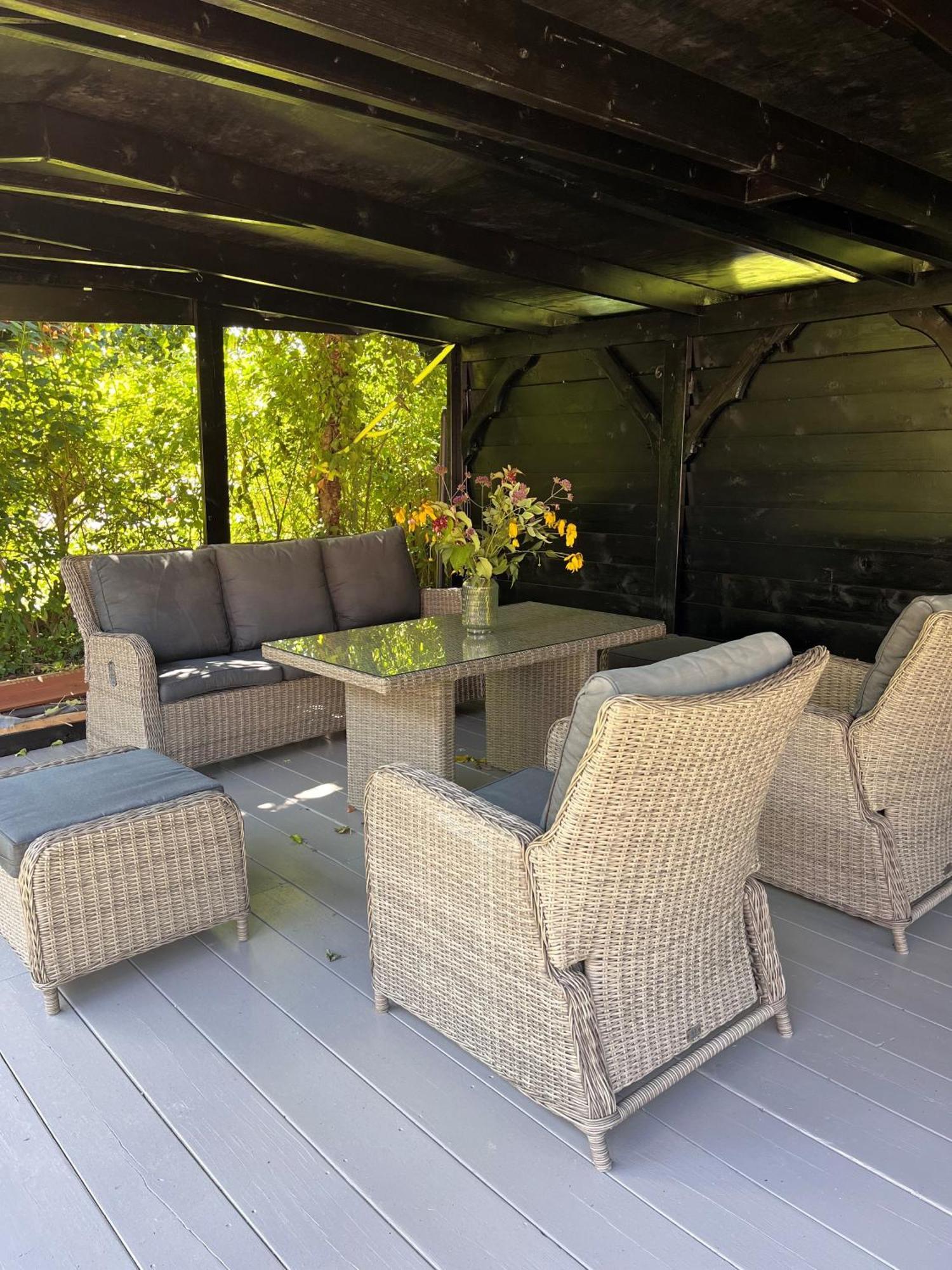 Cosy Vacation Home With Large Fenced Garden เบรานิซเซอ ภายนอก รูปภาพ
